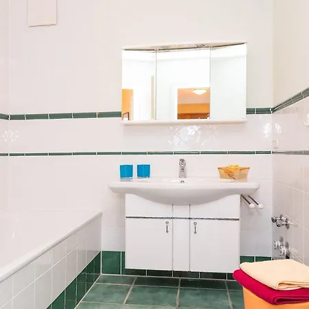 Sarah App 01 Eg L 公寓